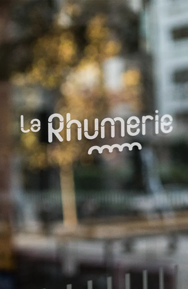 Conception d'un Logotype pour un commerce bar-restaurant